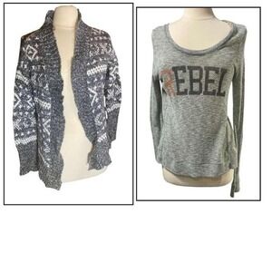 Aeropostale Cardigan‎ Knit top lot Medium and Large